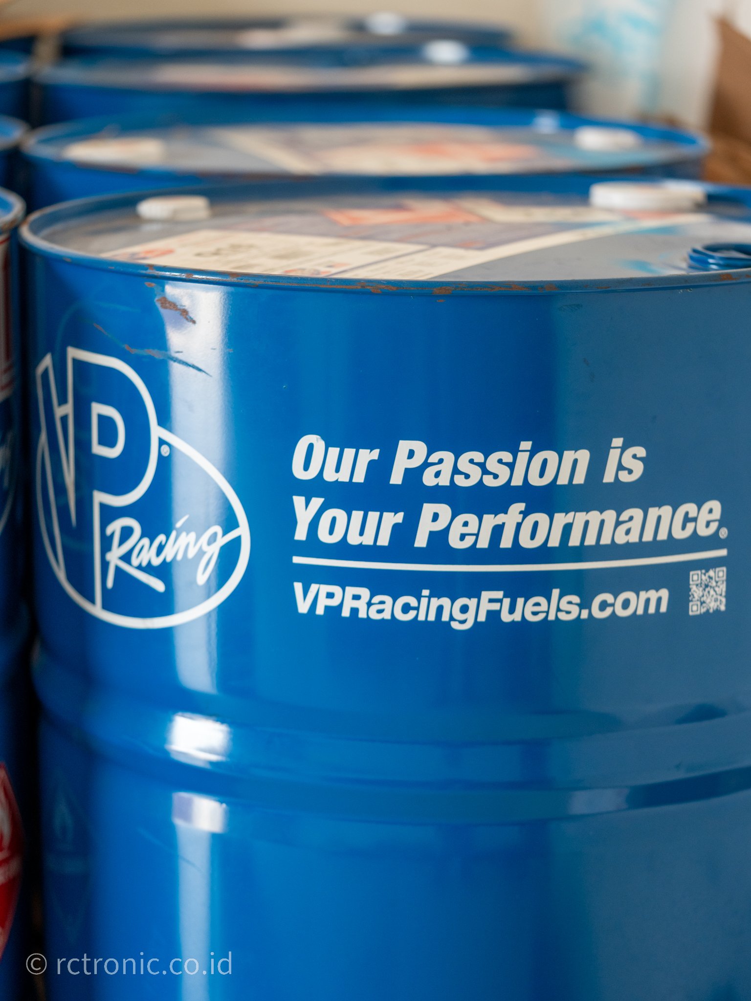 vp racing q16 drum 204 liter vp racing q16 drum 204 liter